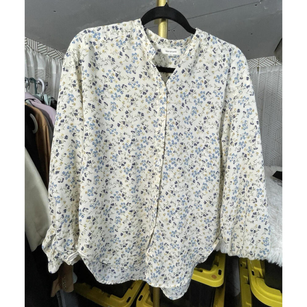 Max Studio Top Blouse Women Blue Floral Ivory Button Sz S Boho Cottage Feminine